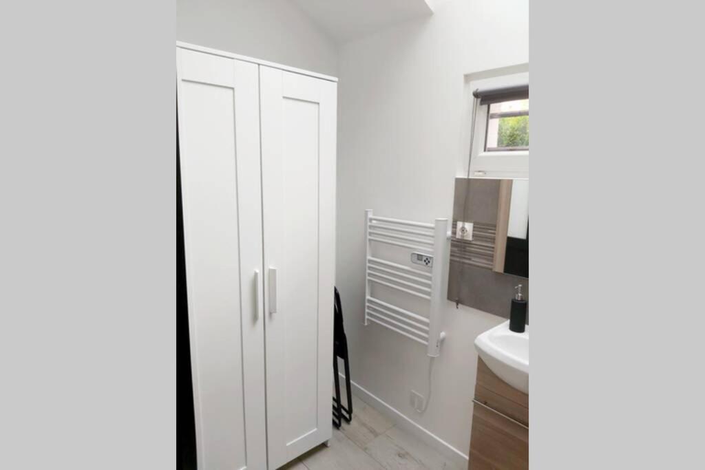 Ferienwohnung Superbe Studio 15 M²,Proche Disney, Asterix, Cdg Gressy Exterior foto
