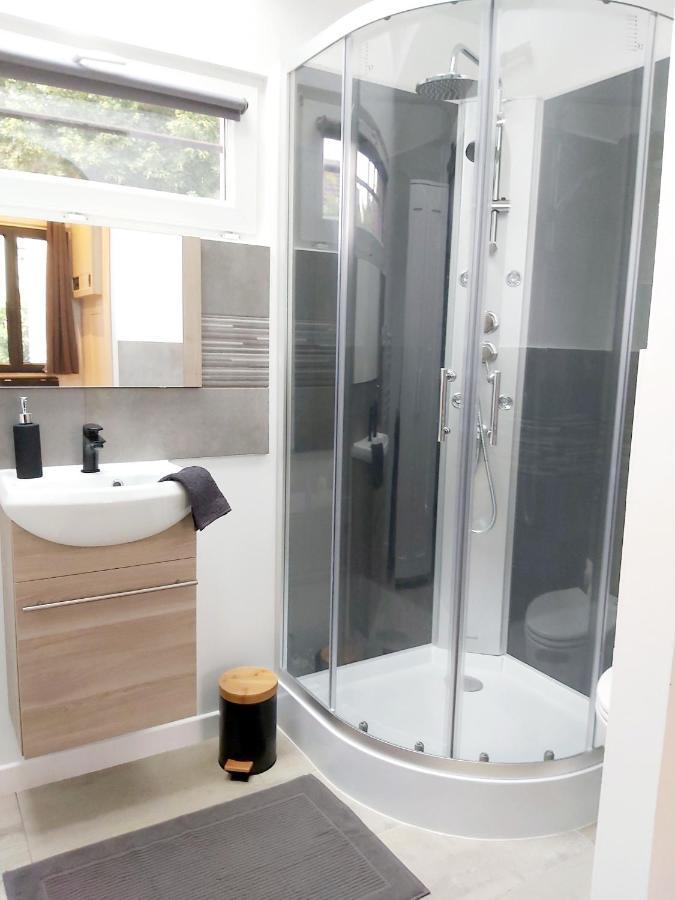 Ferienwohnung Superbe Studio 15 M²,Proche Disney, Asterix, Cdg Gressy Exterior foto